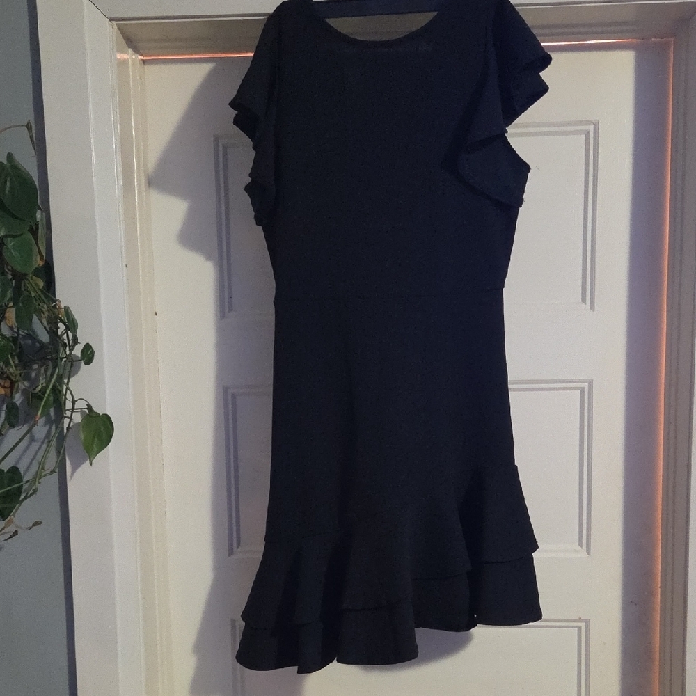 Ruffle Sleeve Midi Dress in Black